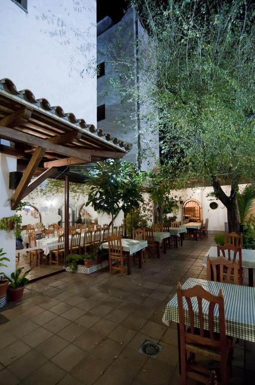 Hotel Restaurante Blanco y Verde Conil De La Frontera Exterior foto
